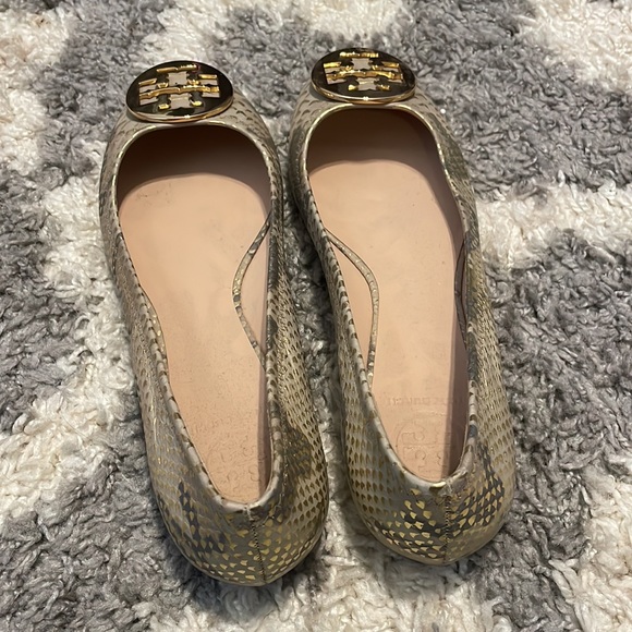 Tory Burch Gold/Beige Python Print Leather Reva Ballet Flats - Picture 4 of 8